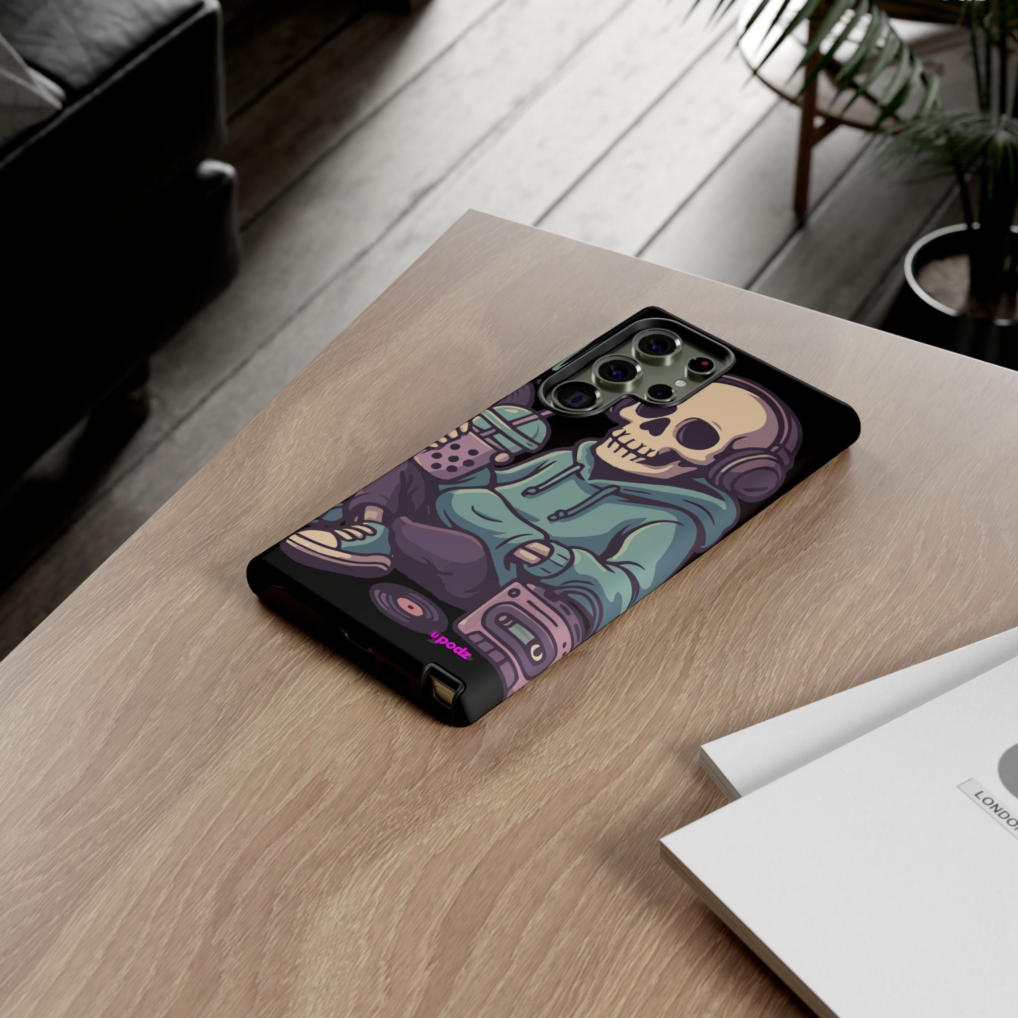 Skull Headphones Design, Tough Cases, Phone Cover